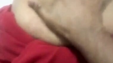 Hot bhabhi aunty milf navel rubbed with lemon