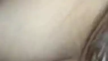 Cute Desi girl exposed nude body show video