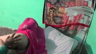 marwadi bhabhi boobs and ass massage