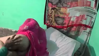 marwadi bhabhi boobs and ass massage