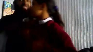 Maulana fucks an 18-year-old girl in Pakistani sex MMS