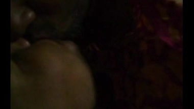 Kissing mature bhabhi’s succulent lips