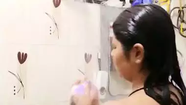 Milk tanker bhabhi nude bath viral hot show