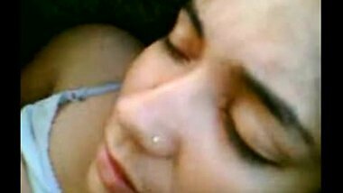 Hot Noida girlfriend enjoying outdoor sex in car with bf