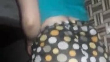 Meri behan sleeping motii gaand