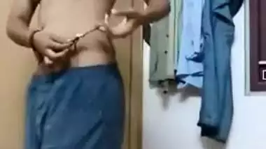 Indian MILF flashes her breasts on camera during changing in home porn