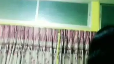 Naked Indian selfie show MMS