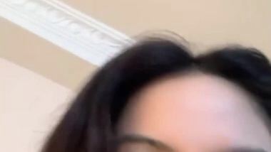 Vadodara office boss wife showing big boobs