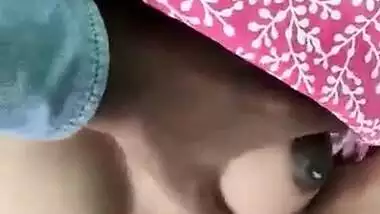 Desi cute village wife smll boobs