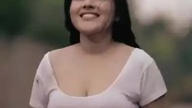 Desi sexy bhabi boobs varble