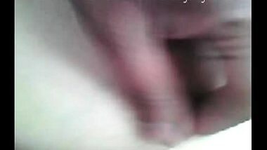 Mallu Wife Playing Tits