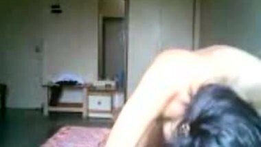 LONGHAIR GIRL GIVING HOT BLOWJOB TO B.F.... MUST WATCH