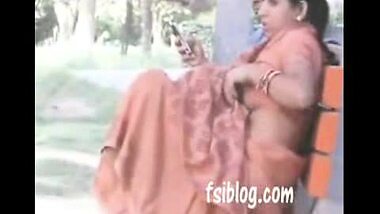 Desi housewife outdoor sex mms
