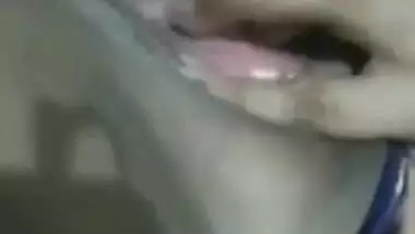Bangladeshi beautiful girl fingering livecam
