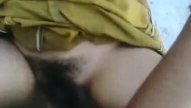 Desi aunty sucking and fucking neighbor boy