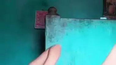 Dehati gaon ki randi stripping video