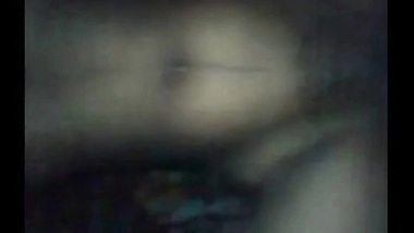 Sexy Bengaluru desi girlfriend gives blowjob before sex
