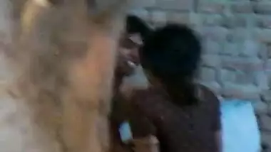 Indian xXx videos! Village sex Bhabhi sex video with her secret lover