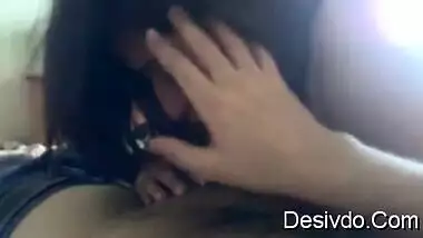 Desi girlfriend sucking her lover