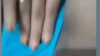 Horny Bhabi Showing And Fingering