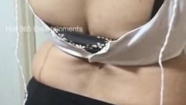 Beautiful Tamil Sister in Law shows her juicy...