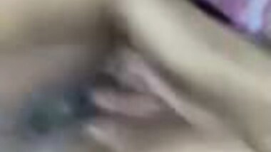 My wife moans and squirt 