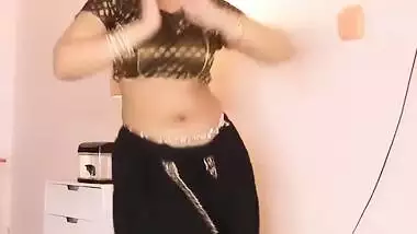 sexy marathi girl belly dance