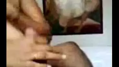 Desi Bhabhi Sucking Big Dick Clip