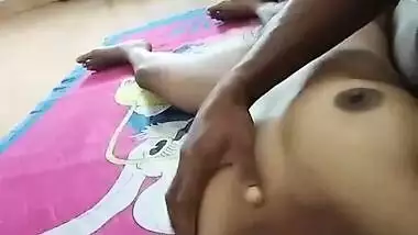 Nude Desi couple sex video MMS looks hottest