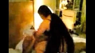 Fair aunty gets humped by horny guy