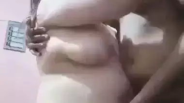 Unsatisfied aunty pussy fingering hot romance