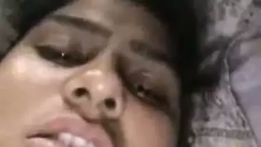 Horny face Indian girl nude wet pussy showing