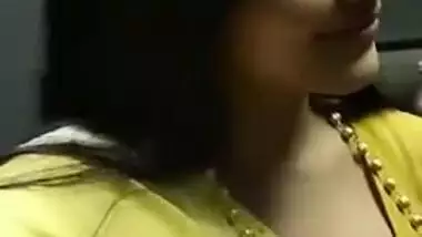 Monalisa bhabhi sexy in saree selfie video