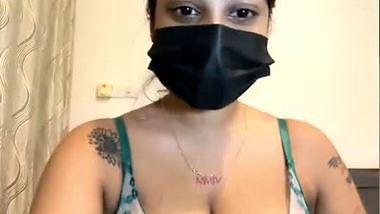 Tattooed Stripchat girl naked show private video