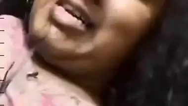 Desi Babe Showing her Pussy to BF on VC