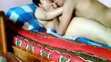 Bangali bhabhi aur devar ke wild fuck ka xxx mms scandal