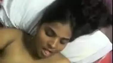 Hairy punjabi teen exposing her big boobs
