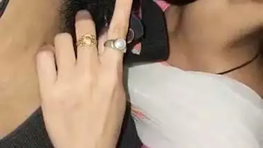 Cute college girl Indian blowjob to boyfriend