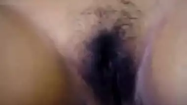 Hawt Bangladeshi girl fingering her love tunnel on web camera
