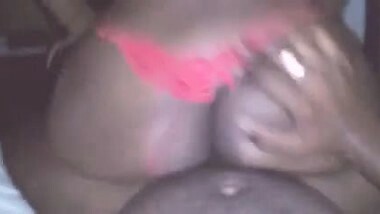 Couple fucking HOT ASS Grinding