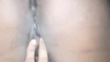 Usha mallu chechi pussy fingering by boyfriend