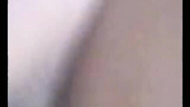 Best Indian blowjob ever.. 1 sings, 1 blows..