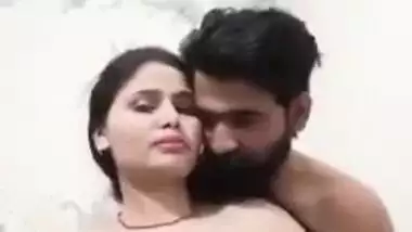 Desi XXX whore allows bearded guy to take her bra off and touch titties