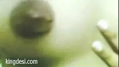 Lovely Looking Bengali College Girl’s Self Made Super Sexy Naked Video