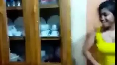 Desi cute girl sexy dance