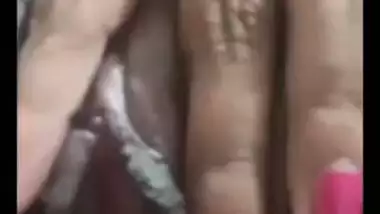 College girl on WhatsApp showing boobs viral xxx