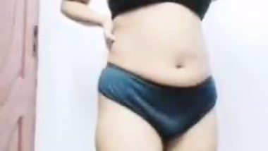 Huge boobs slave girl nude videos for master
