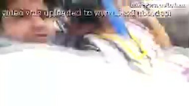 Indian girl gives handjob in car