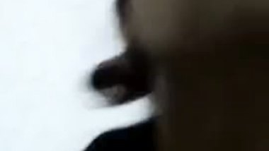 Desi woman is humped by husband who does XXX porn to leak to the web