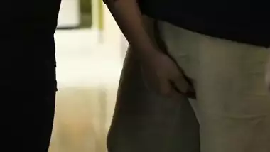 Tamil Pretty In Jeans Butt Show